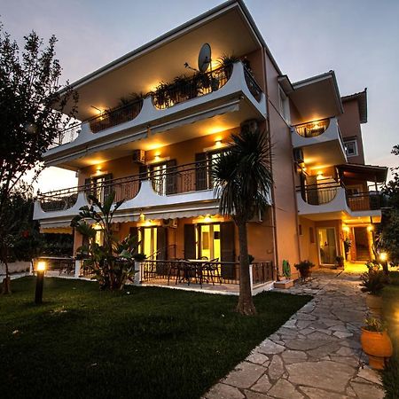 Hotel Sunny Garden Nydri  Esterno foto