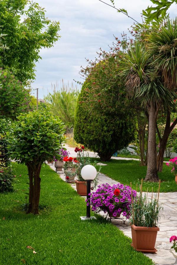 Hotel Sunny Garden Nydri  Esterno foto