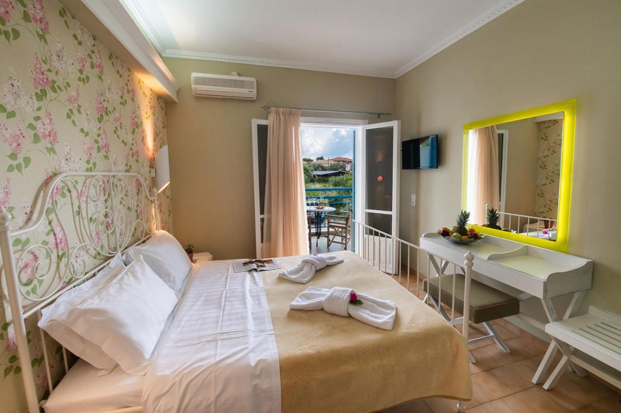 Hotel Sunny Garden Nydri  Esterno foto