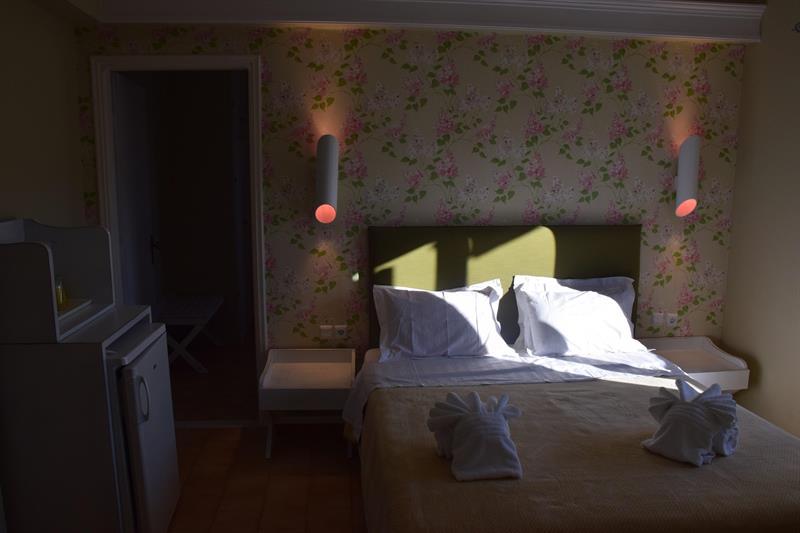 Hotel Sunny Garden Nydri  Esterno foto