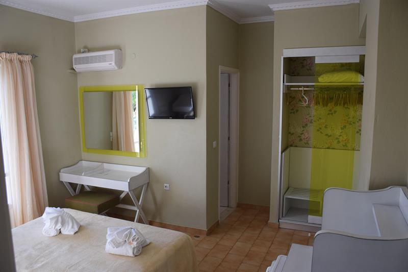 Hotel Sunny Garden Nydri  Esterno foto